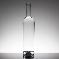 玻璃领橄榄油包装瓶,带有多边形设计和软木塞盖 1