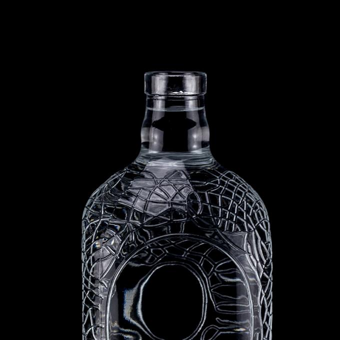 Glass Round Carved 700ml 750ml Vodka Glass Bottle Wine Bottle With Cork Sealing Type 2