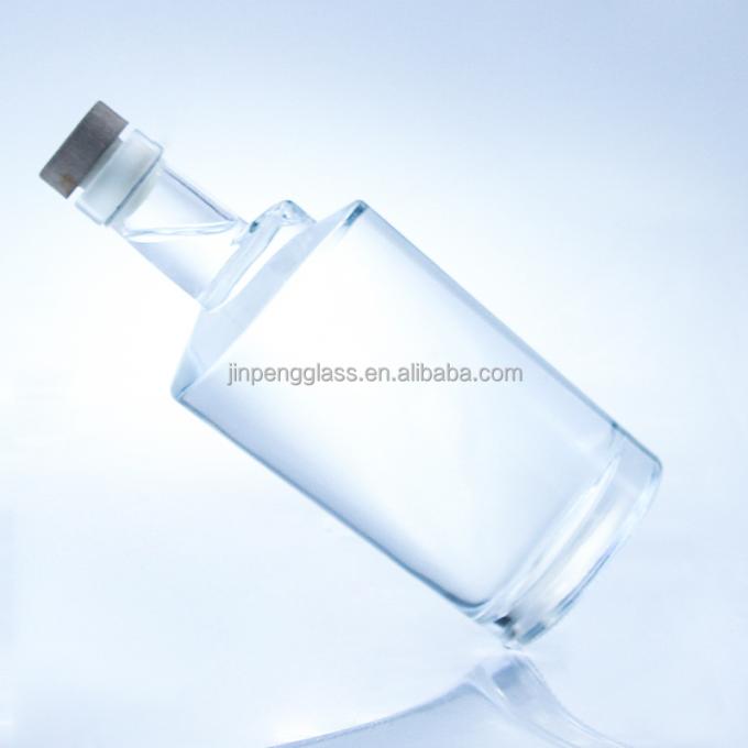 领口材质玻璃 750毫升扭形玻璃瓶,适合透明或定制 4