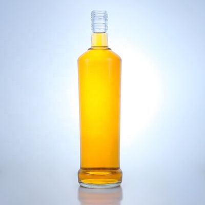 Custom Design 750ml Whisky Glass Bottle with Material and Clear or Customized Color