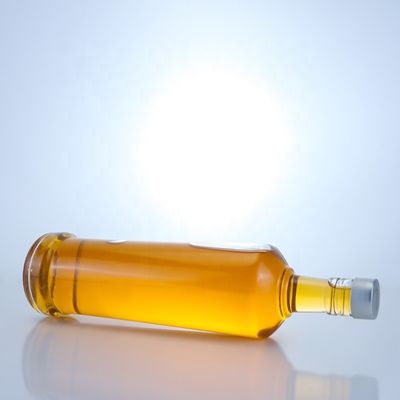 Custom Design 750ml Whisky Glass Bottle with Material and Clear or Customized Color