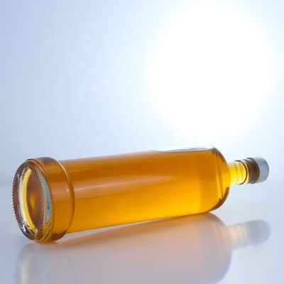 Custom Design 750ml Whisky Glass Bottle with Material and Clear or Customized Color