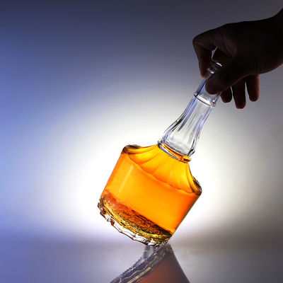 500ml Glass Bottle With Cork for Whisky Vodka Spirits Engraving in Long Neck Design