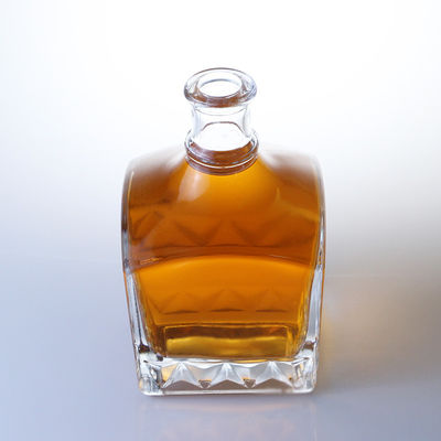 Whiskey Glass Bottle Square Pop 750ml for Traditional Whisky Selection