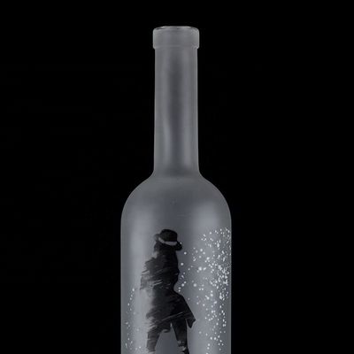 Classic Shape 700ml 750ml Frosted Applique Vodka Glass Bottle for Beverage Packaging