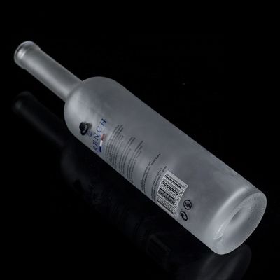 Classic Shape 700ml 750ml Frosted Applique Vodka Glass Bottle for Beverage Packaging