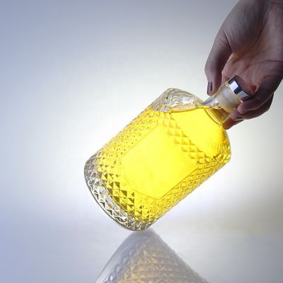 700ml Sophisticated Liquor Gin Bottle with GLASS Collar and Engraved Closure