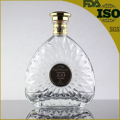 Whisky Vodka Glass Material 700ml 1000ml Bottle with Metal Cover and Top-Grade