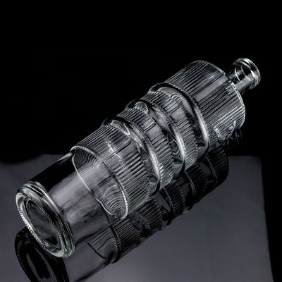 Customized Logo Clear 750ml Bar Top Emossed Snake Drawing Glass Bottle for Vodka Cylinder