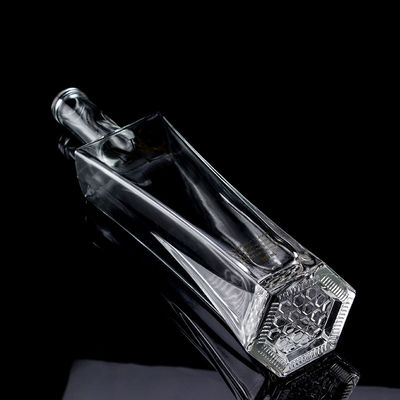 Exquisite Design Vodka Liquor Bottle Clear or Customized 750ml Glass Bottle with Cork