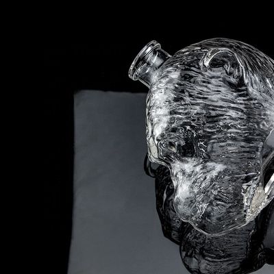 Unique Design 500ml 750ml Monkey Head Shaped Glass Bottle for Vodka Liquor With Cork