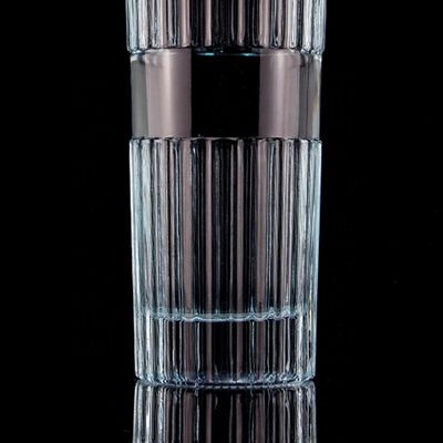 Pretty Light Blue 750ml 75cl Vertical Stripes Vodka Bottle With Lid Made of Clear Glass