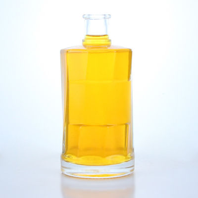 Clear Glass Bottle with Cork for Whisky Vodka Tequila Gin Rum Made in Clear or Customized