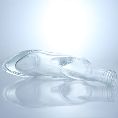 Custom Cap Glass Liquor Bottle for Gin Rum Vodka High Heels Shape Body Material Glass