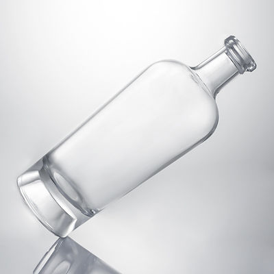Whisky Gin Rum Super Flint Glass Bottle with Custom Glass Collar and Cork Stopper