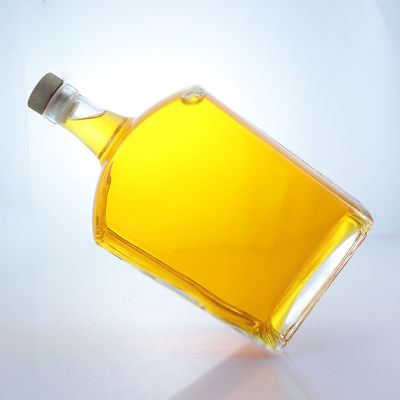 Flat Shape Glass Bottle for Whisky Vodka Tequila Gin Rum Made in Body Material Glass