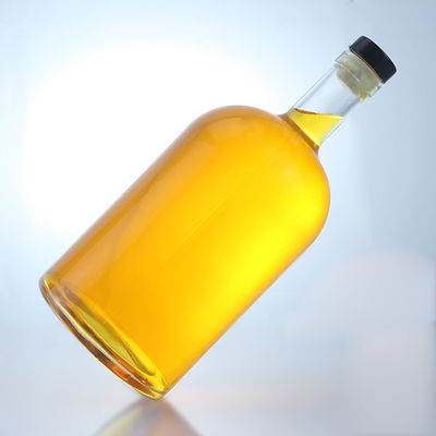 Customized Logo Large Capacity Screw Cap Spirit Glass Bottle for Whisky Vodka Tequila Gin Rum