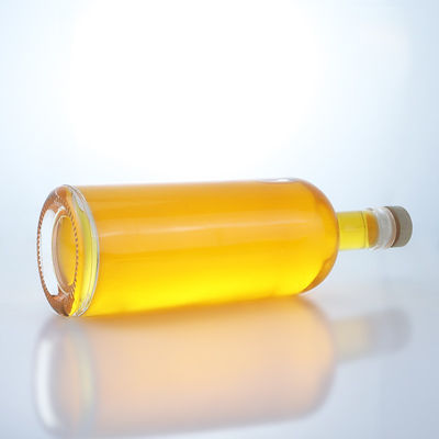 Glass Base Material Screw Cap Sealing Type Spirit Bottle for Whisky Vodka Tequila Gin Rum