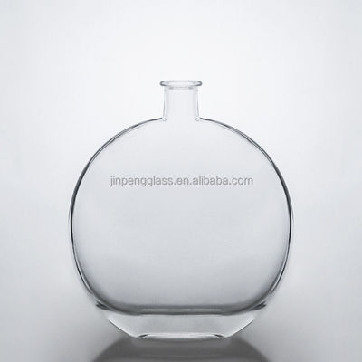 Custom Clear Flat 750ml Glass Bottle With Cork for Vodka Whiskey Gin Industrial Beverage