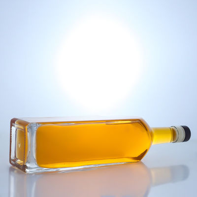 Square Shape Super Flint Glass Bottle in Clear Color for Vodka Whisky Tequila Gin