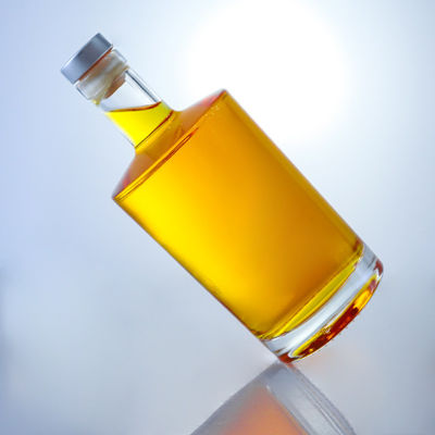 Popular Shape Super Flint Glass Liquor Bottle for Vodka Whisky Rum Tequila Gin Made