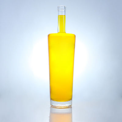 Food Grade 750ml Glass Bottle for Rum Vodka Whisky Tequila Gin Super Flint Material