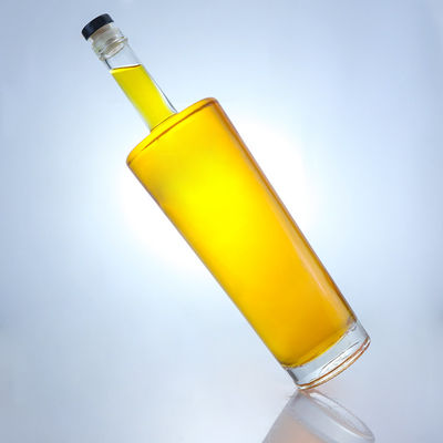 Food Grade 750ml Glass Bottle for Rum Vodka Whisky Tequila Gin Super Flint Material