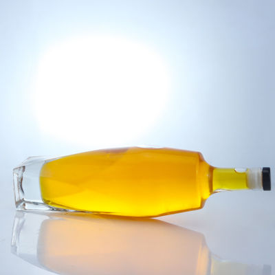 Body Material Glass Square Shape Rum Vodka Whisky Tequila Gin Bottle with Cork Made