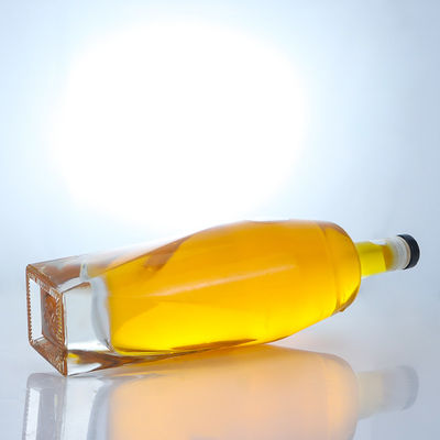 Body Material Glass Square Shape Rum Vodka Whisky Tequila Gin Bottle with Cork Made