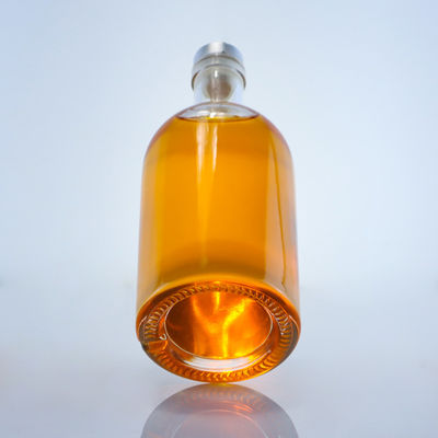Customized logo and cap 750ml glass liquor bottle for rum gin vodka Custom cork top