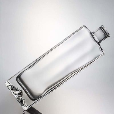 Super Flint Glass Custom Mountain Base 750ml Whisky Rum Glass Liquor Bottle for Vodka Gin