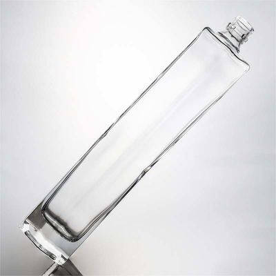 Decal Surface Handling 700ml Glass Bottle for Whisky Gin Rum in Custom Shape