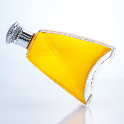 Industrial Beverage Custom Glass Bottle 700ml Capacity for Custom Vodka and Tequila