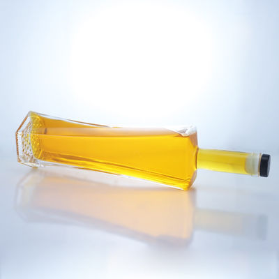 750ml Hexagonal Super Flint Material Cork Sealing Type Glass Bottle for Liquor