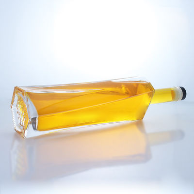 750ml Hexagonal Super Flint Material Cork Sealing Type Glass Bottle for Liquor