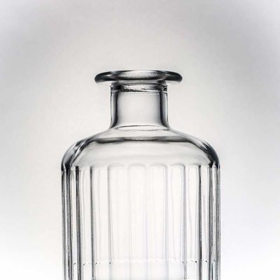 Decal Surface Custom Round and Curve Shape Glass Liquor Bottle for Vodka Whisky Spirit