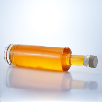 Customized Glass Spirit Bottle with Heavy Base and Cork Stopper
