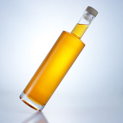 Customized Glass Spirit Bottle with Heavy Base and Cork Stopper