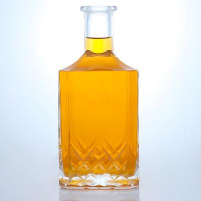 Customized Polygon Glass Bottle for Vodka Whisky Gin Rum Spirit