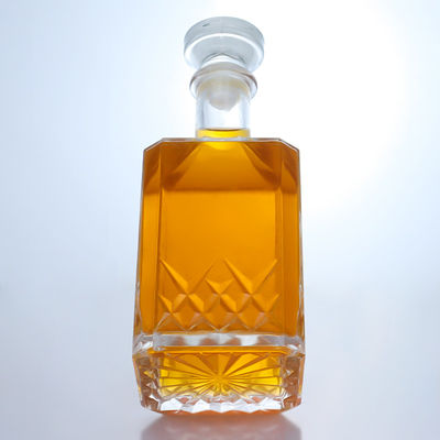 Customized Polygon Glass Bottle for Vodka Whisky Gin Rum Spirit