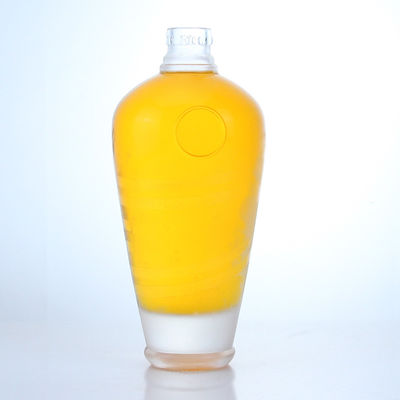 Custom Cap Square or Round Flint Glass Liquor Bottle for Vodka Whisky Rum Gin Tequila
