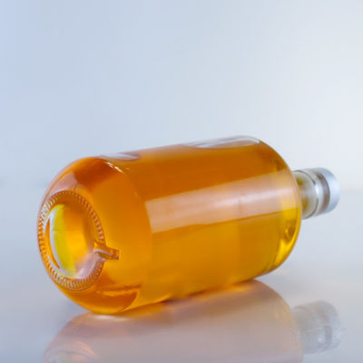 500ml 700ml 1000ml Glass Liquor Bottles with Cork Top or Screw Top Clear or Customized