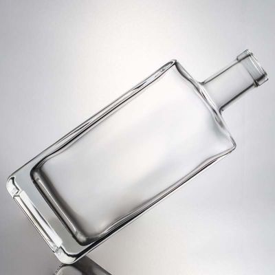 Collar Material Glass 700ml Square Super Flint Glass Bottle for Vodka Gin Rum Whisky