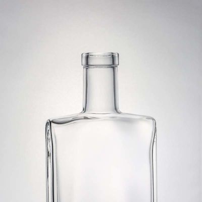 Collar Material Glass 700ml Square Super Flint Glass Bottle for Vodka Gin Rum Whisky