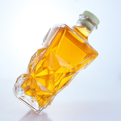 Unique Design 800ml Glass Bottle for Beer Gin Rum Champagne Brandy Whisky Clear Flint