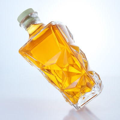 Unique Design 800ml Glass Bottle for Beer Gin Rum Champagne Brandy Whisky Clear Flint