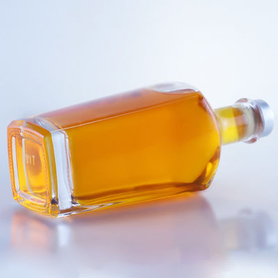 Bottle Color Clear 750ml Unique Shaped Glass Bottle for Gin Rum Champagne Brandy Whisky