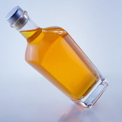 Bottle Color Clear 750ml Unique Shaped Glass Bottle for Gin Rum Champagne Brandy Whisky