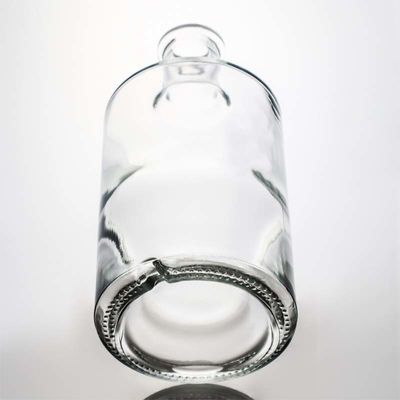 Clear or Customized Round Shaped 750ml 1000ml Glass Bottle With Wood Cork for Whisky