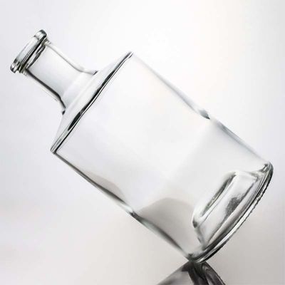 Clear or Customized Round Shaped 750ml 1000ml Glass Bottle With Wood Cork for Whisky